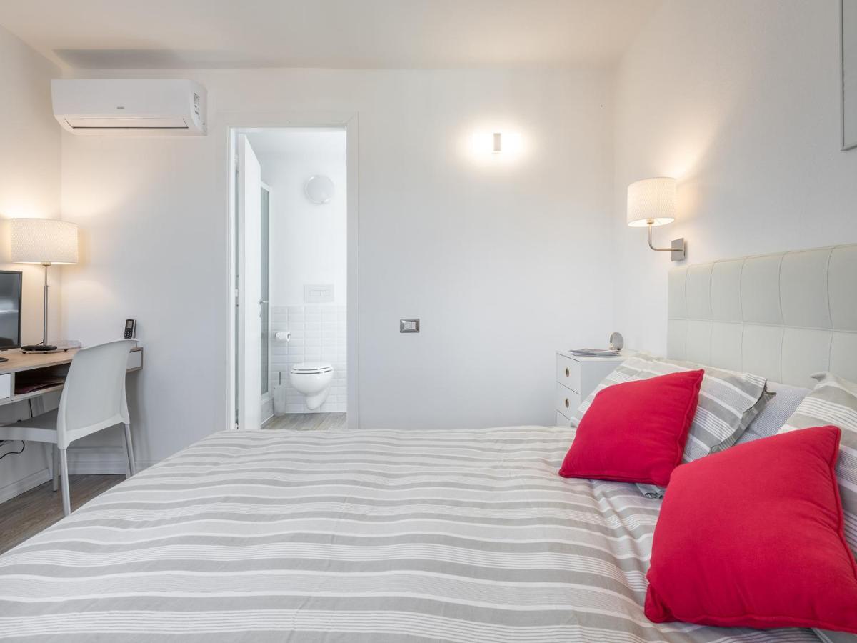 Casa Alla Marina Del Porto Di Cagliariアパートメント エクステリア 写真